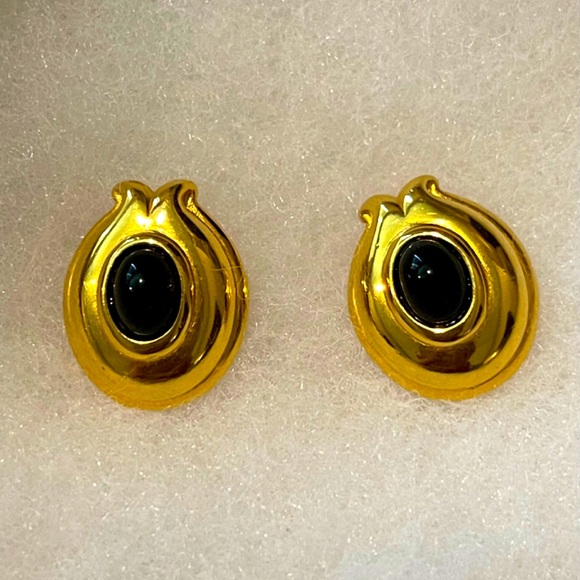 ✨Authentic Vintage Rare FENDI Black Onyx Cabochon Gold Pierced Earrings - Picture 11 of 11